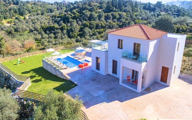 Villa Etesians Heated Pool & Jacuzzi