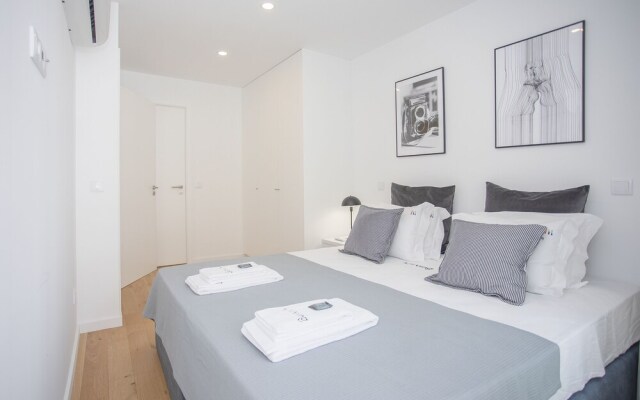 NAX Apartment D by Liiiving