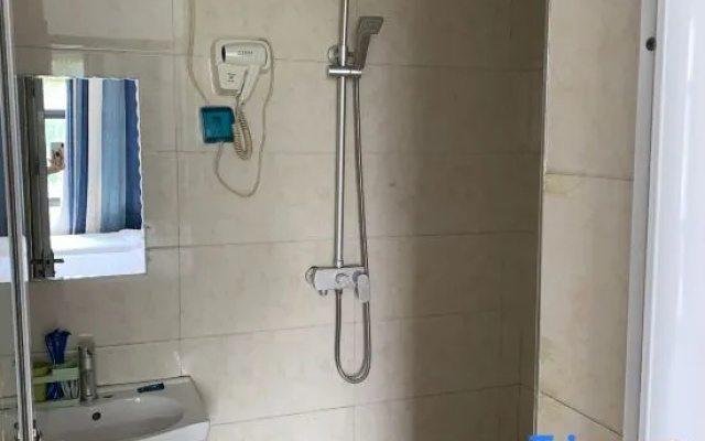Qingzhuyuan Hotel, Weixian