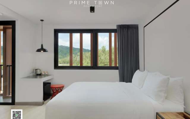Prime Town - Posh & Port Hotel Phuket