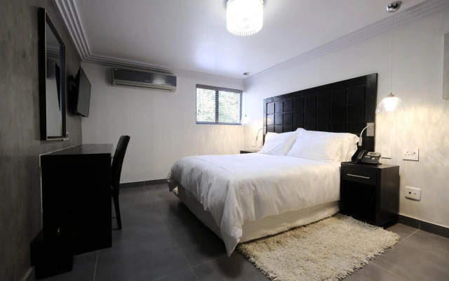 Villa Moyal