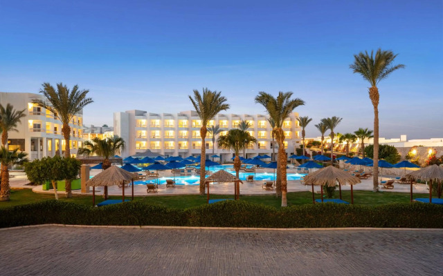 DoubleTree by Hilton Sharm El Sheikh - Sharks Bay Resort