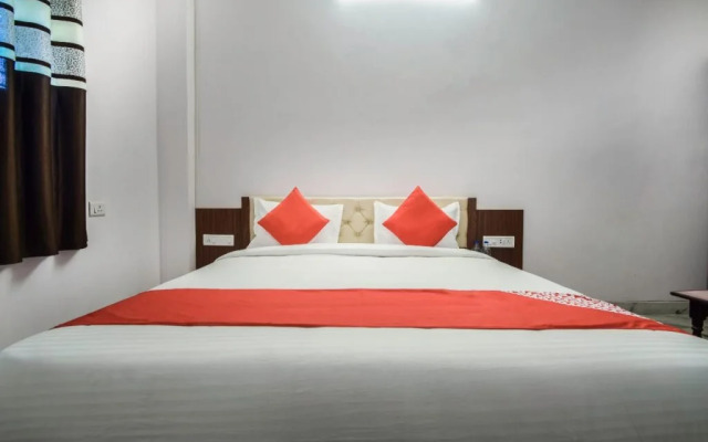 Hotel Moonlight By OYO Rooms
