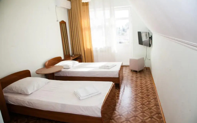 Leto Guest House
