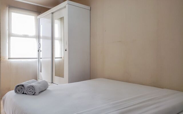 Nice And Elegant Studio At Belmont Residence Puri Apartment