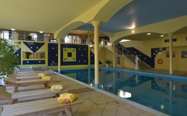 TOP HOTEL Praha & Conference Centre