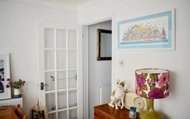 Cosy 1 Bedroom Basement Flat In Hove