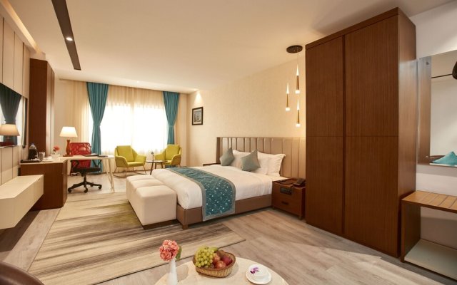 Indreni Suites Hotel
