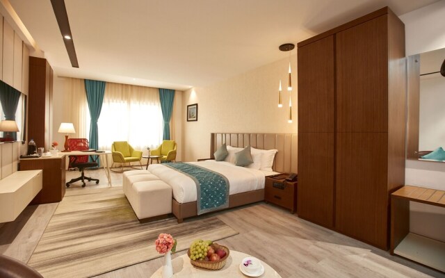 Indreni Suites Hotel