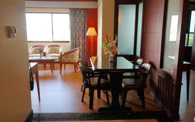 Grand Park Hotel