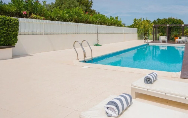 Villa Bonita AL in Set bal