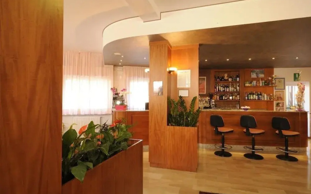 Hotel Tritone