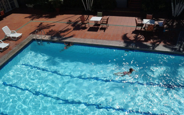 Siesta Hotel and Casino..