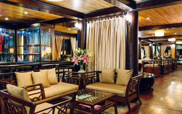 Heritage Line - Jasmine Cruise