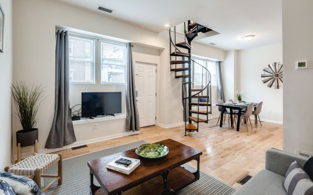 Great Location-steps to Rittenhouse 2 BED 1 Bath