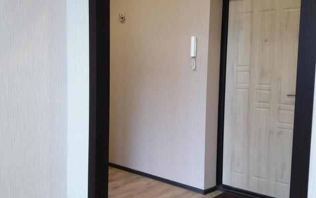 Сутки как дома на улице Петухова