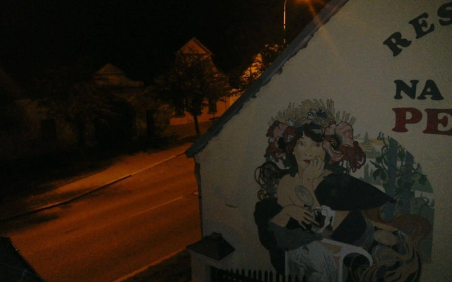 Penzion a Restaurace Na Jízdárně