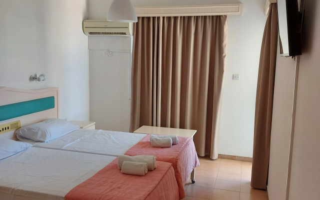 Seagull Hotel