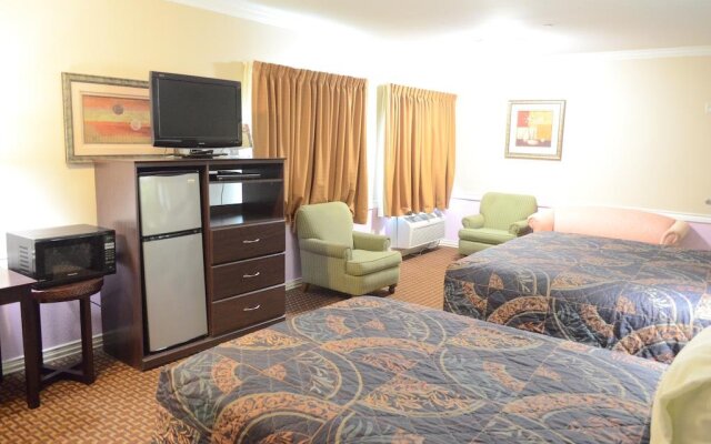 Budget Host Inn & Suites
