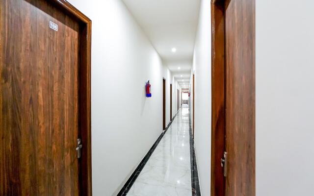 OYO 73333 Hotel Ramji 7 Grand