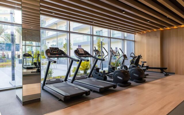 HiGuests - Bella Rose