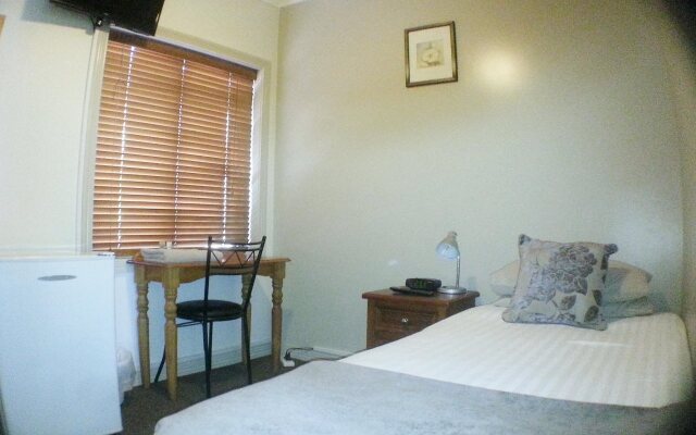 Ashfield Manor