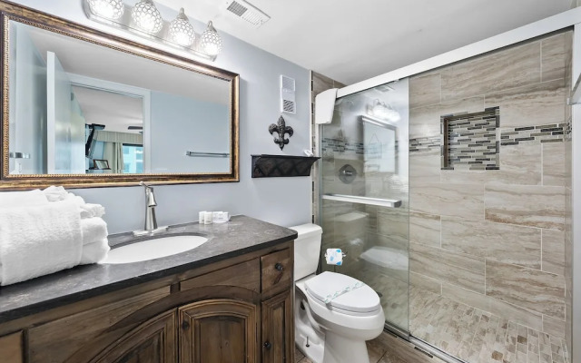 Island Winds West 471