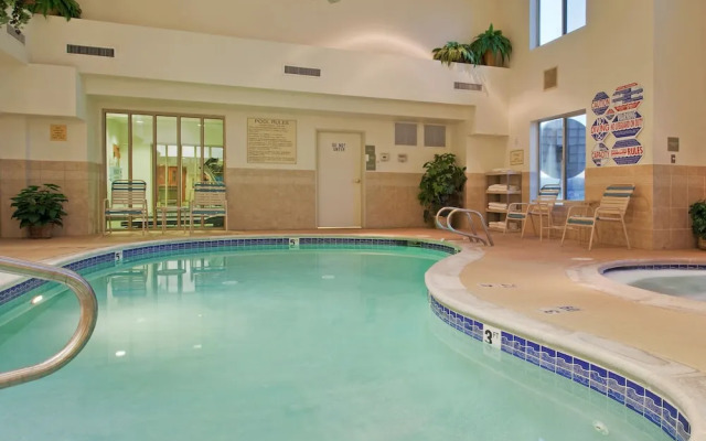 Holiday Inn Express Hotel and Suites Carson City
