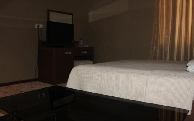 Hotel Empire