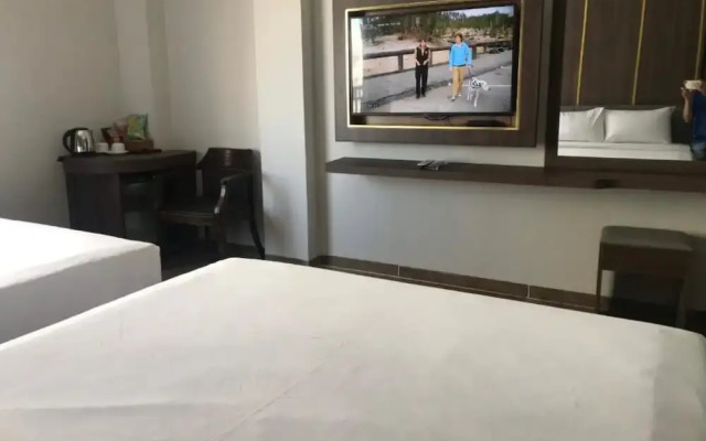 Grand Beach Hotel