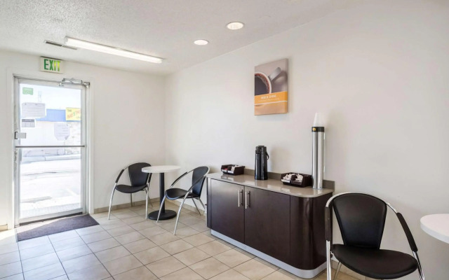Motel 6 Indianapolis, IN – South