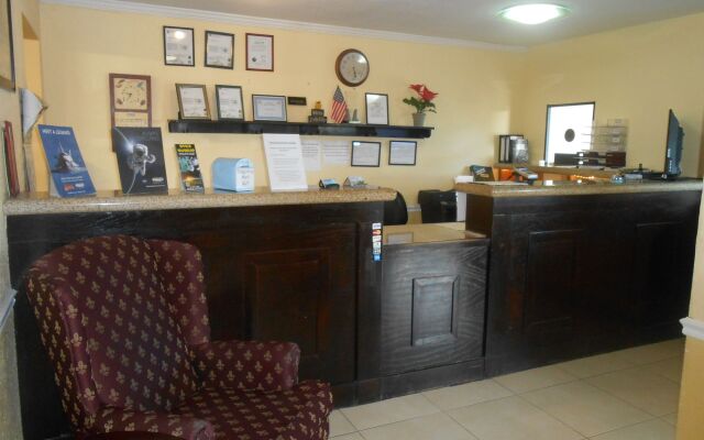 Executive Garden Titusville Hotel