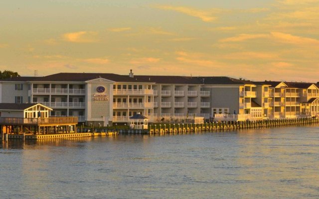 Comfort Suites Chincoteague Island Bayfront Resort