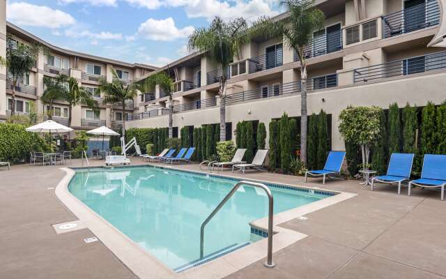 Best Western Plus Marina Gateway Hotel