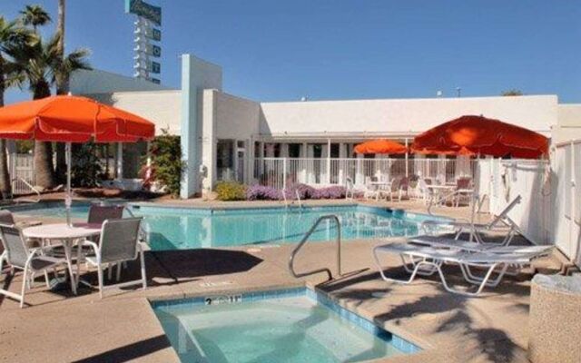 Red Roof Inn Tucson Downtown – University