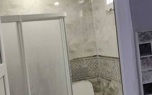 Cam Suites