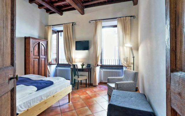Palazzo Olivia Rooms & Apartments
