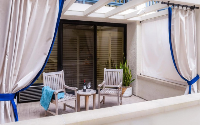 Portola Hotel & Spa at Monterey Bay