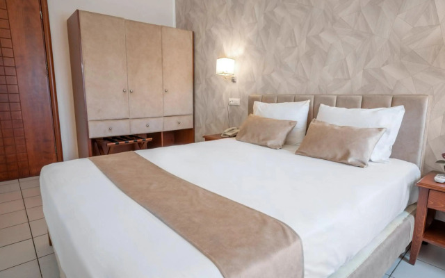 Philoxenia Hotel & Spa