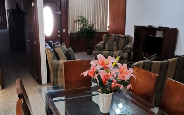 Casa Gardenia Querétaro Cerca del Centro