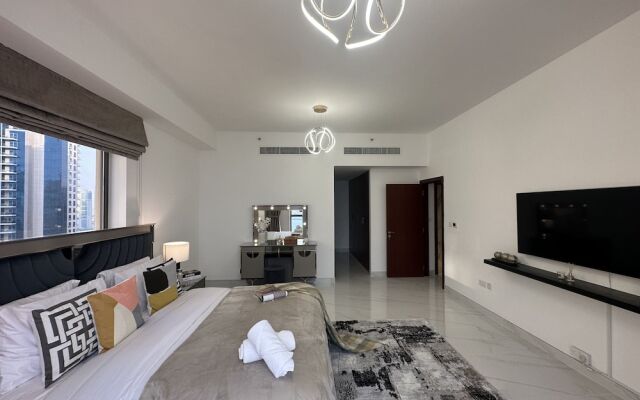 Manzil - Modern 3BR Home in JBR, Beach Front