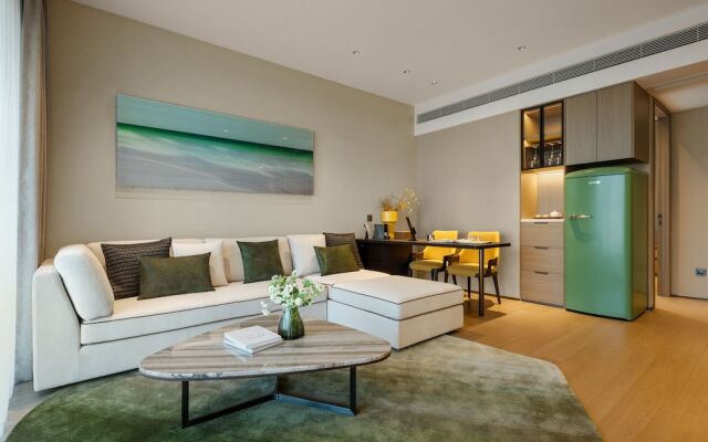 Artisse Place