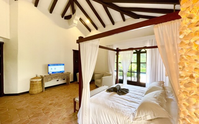 Casa Campana: 9BR Luxury Villa at Los Suenos Resort by RedAwning