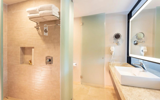 Crown Paradise Golden Puerto Vallarta All Inclusive