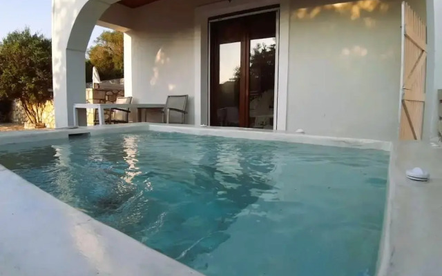 Kirki s Cozy Getaway - Paxoi Getaway w Jacuzzi