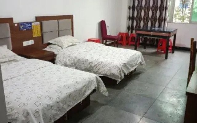 Xianglong Business Hotel