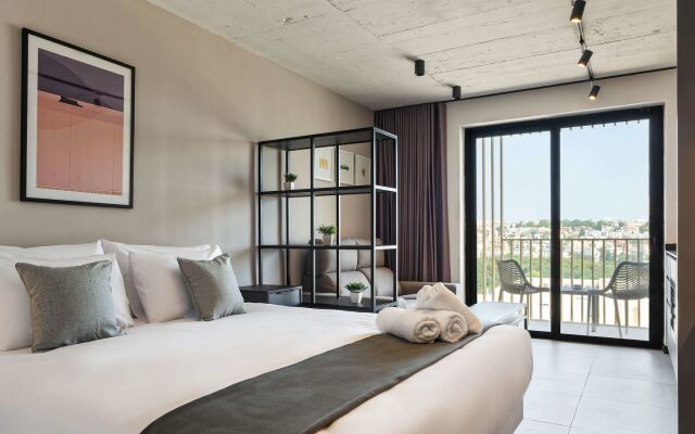 Aparthotel Adagio Malta Central