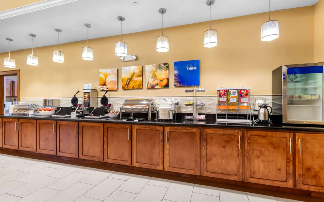 Comfort Suites at Katy Mills