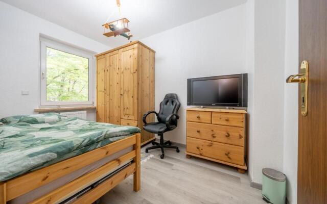 ID 7027 - Private House