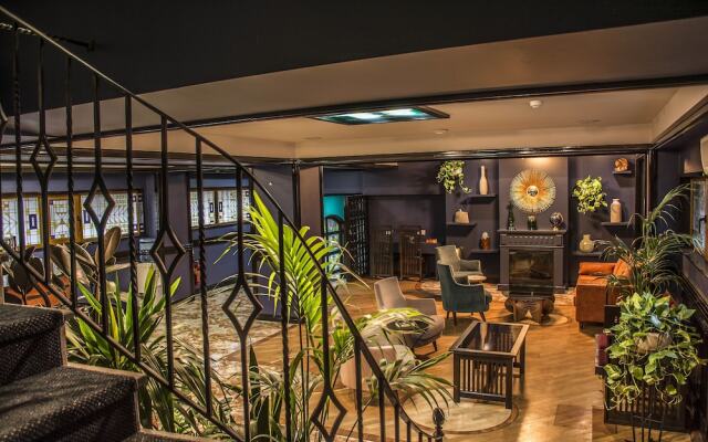 Hazz Boutique Hotel